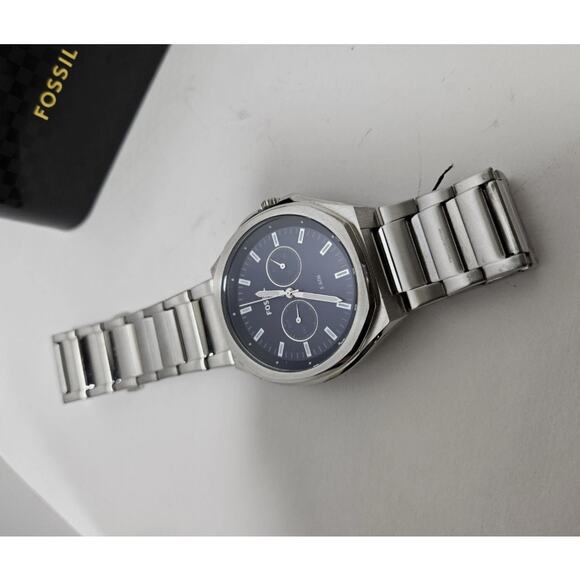 Fossil BQ2610 Evanston Silver Quartz Stainless Steel Watch - Picture 9 of 9